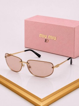 Gafas lucy beige miu miu...