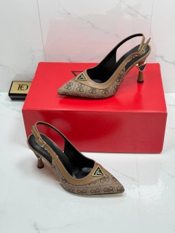 Tacones Helen beige guess