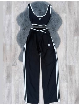 Conjunto alexa negro adidas