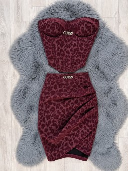 Conjunto pantera vinotinto...