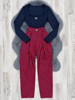 Pantalón élite rojo prada