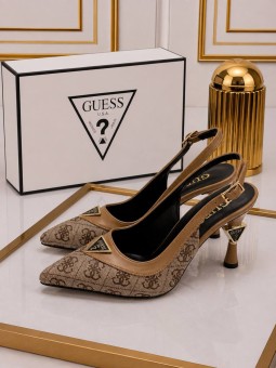 Tacones Helen beige guess