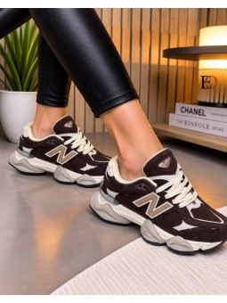 Deportivas NB marrón oscuro
